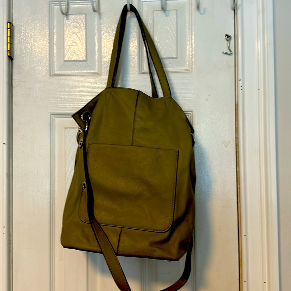 Simply Vera - Vera Wang Bucket Bag